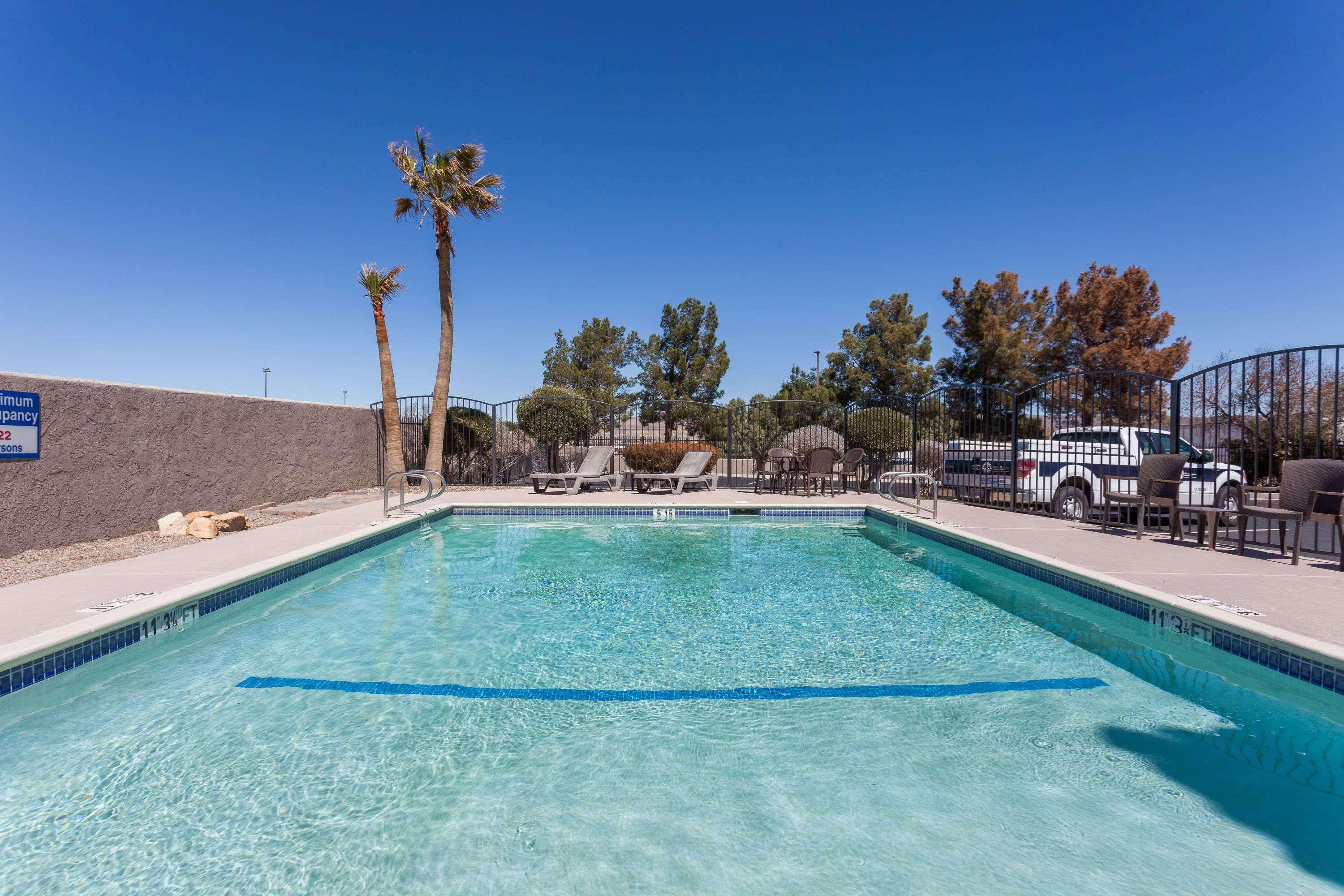 Hotel Baymont By Wyndham Barstow Historic Route 66 Exteriér fotografie